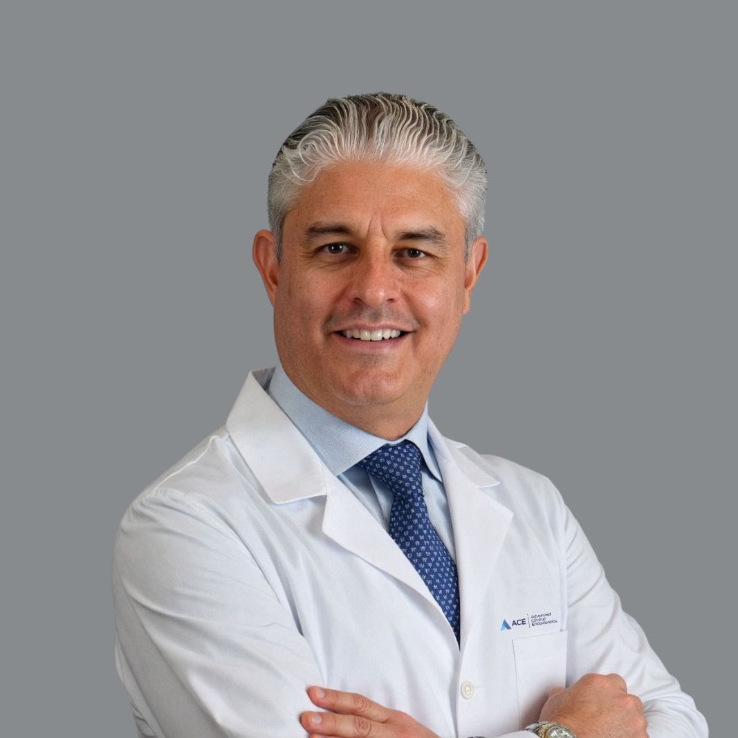 Dr. E. Mauricio Ceballos